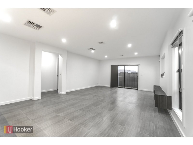 10 Fitzpatrick Circuit, Kalkallo VIC 3064