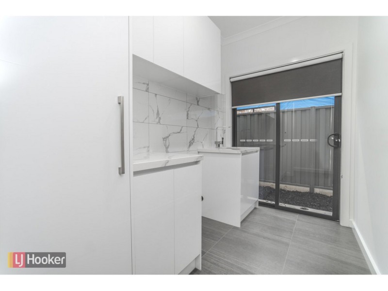 10 Fitzpatrick Circuit, Kalkallo VIC 3064