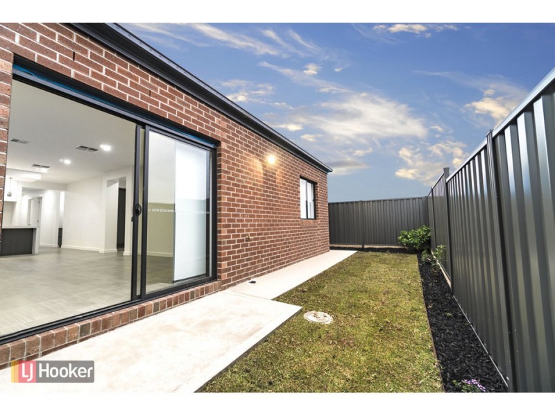 10 Fitzpatrick Circuit, Kalkallo VIC 3064