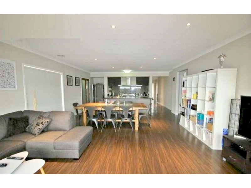 91 Gateshead Street, Craigieburn VIC 3064