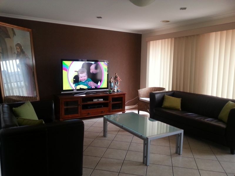 3 Wisla Circuit, Roxburgh Park VIC 3064