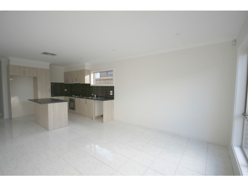 35 Highfield Drive, Mickleham VIC 3064