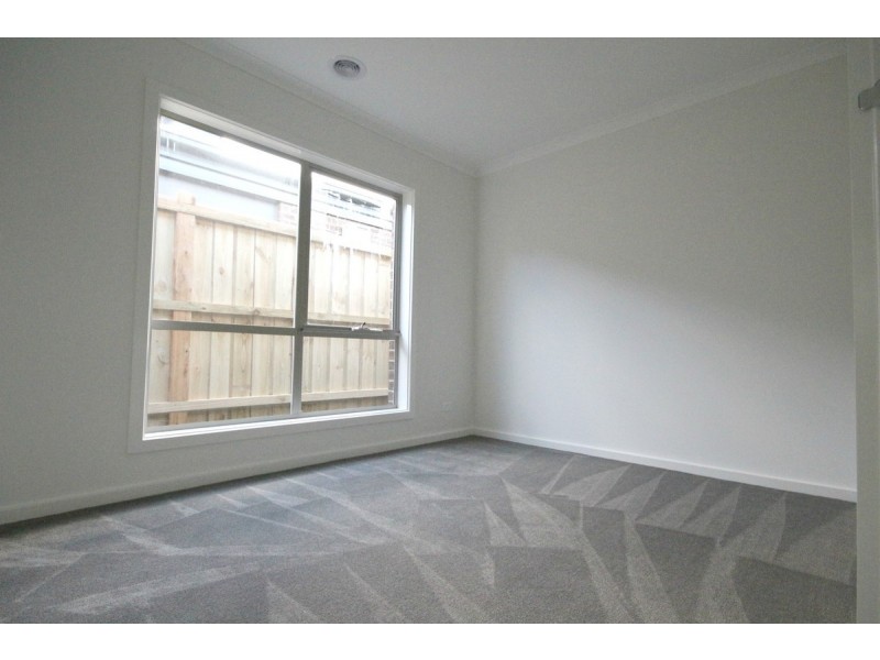 35 Highfield Drive, Mickleham VIC 3064