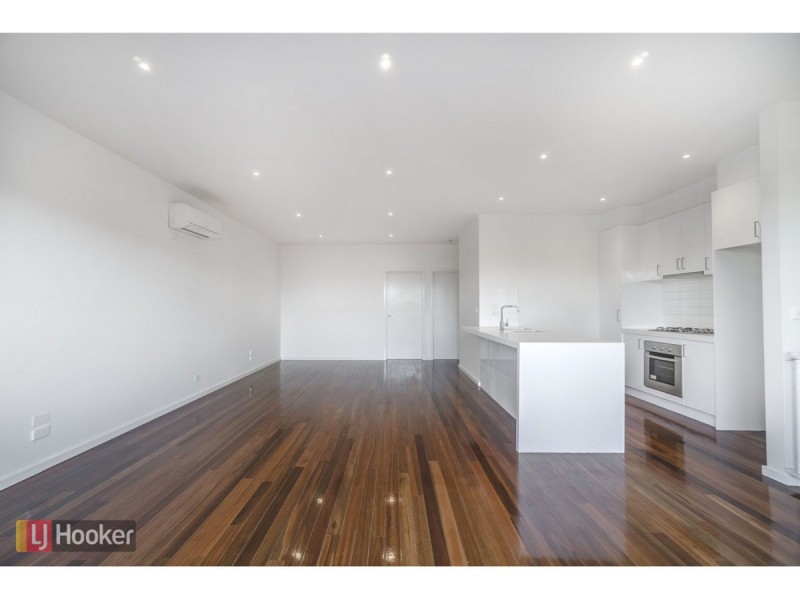 17 Grattan Cove, Craigieburn VIC 3064