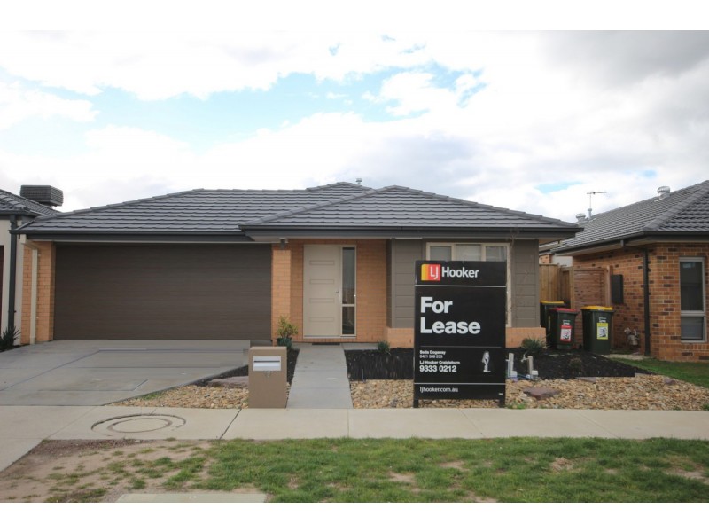 19 Highfield Street, Mickleham VIC 3064