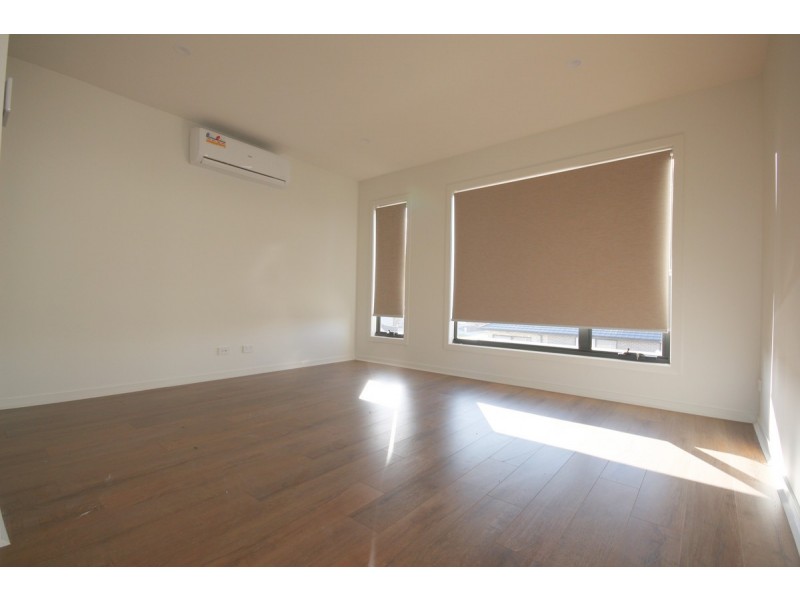 2 Ortakoy Street, Craigieburn VIC 3064