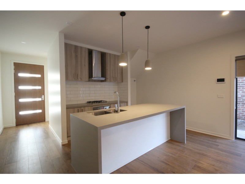 2A Ortakoy Street, Craigieburn VIC 3064