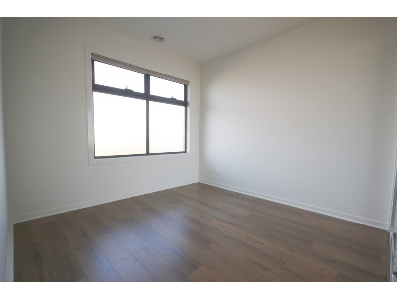 2A Ortakoy Street, Craigieburn VIC 3064