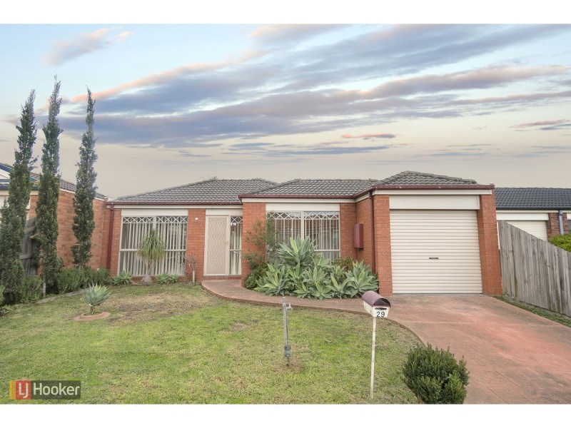 29 Marne Drive, Roxburgh Park VIC 3064