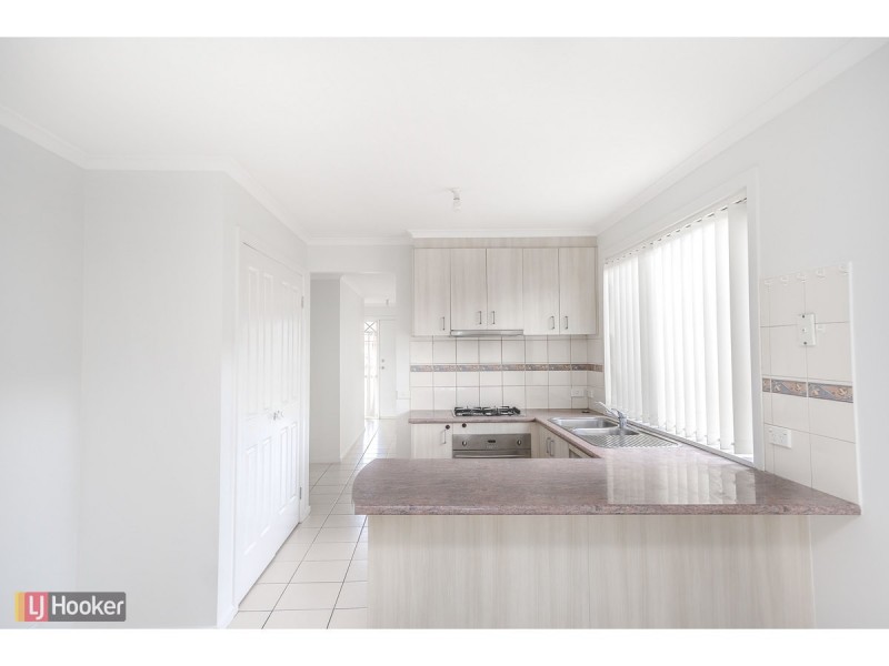 29 Marne Drive, Roxburgh Park VIC 3064