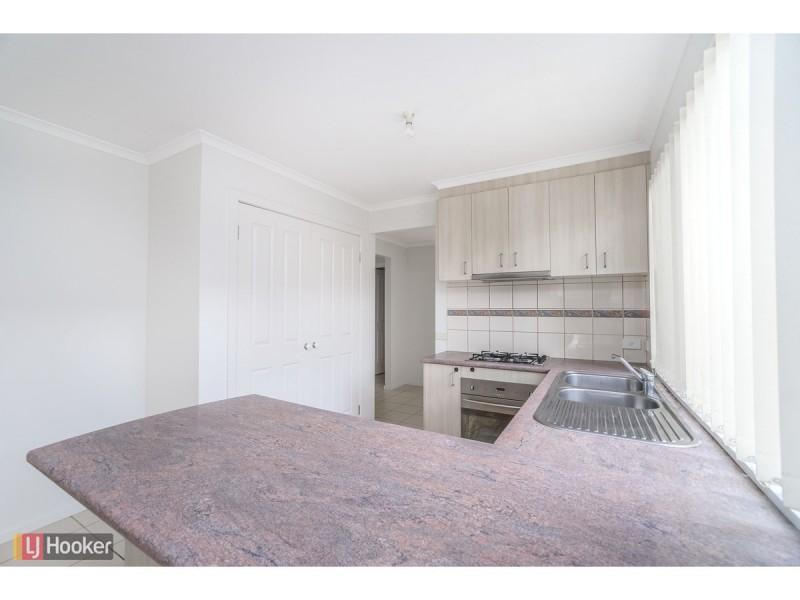 29 Marne Drive, Roxburgh Park VIC 3064