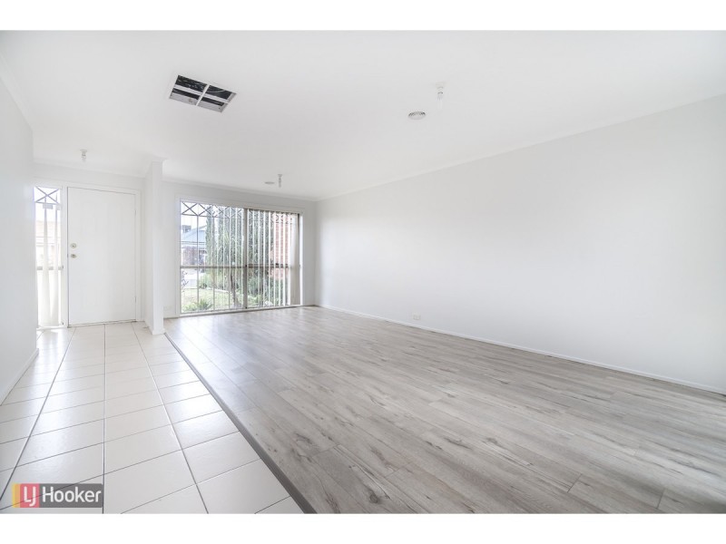 29 Marne Drive, Roxburgh Park VIC 3064