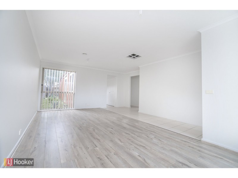 29 Marne Drive, Roxburgh Park VIC 3064
