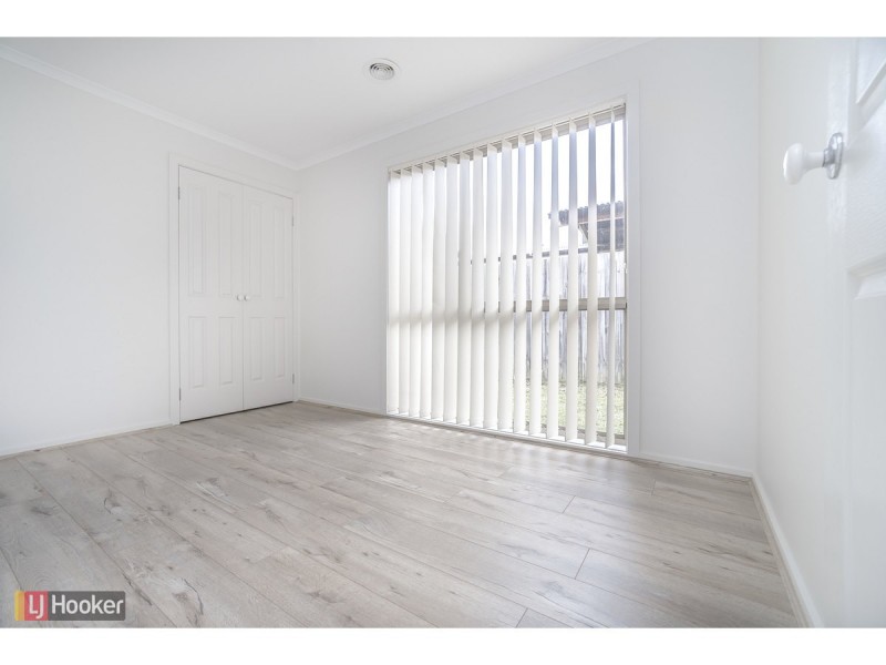 29 Marne Drive, Roxburgh Park VIC 3064