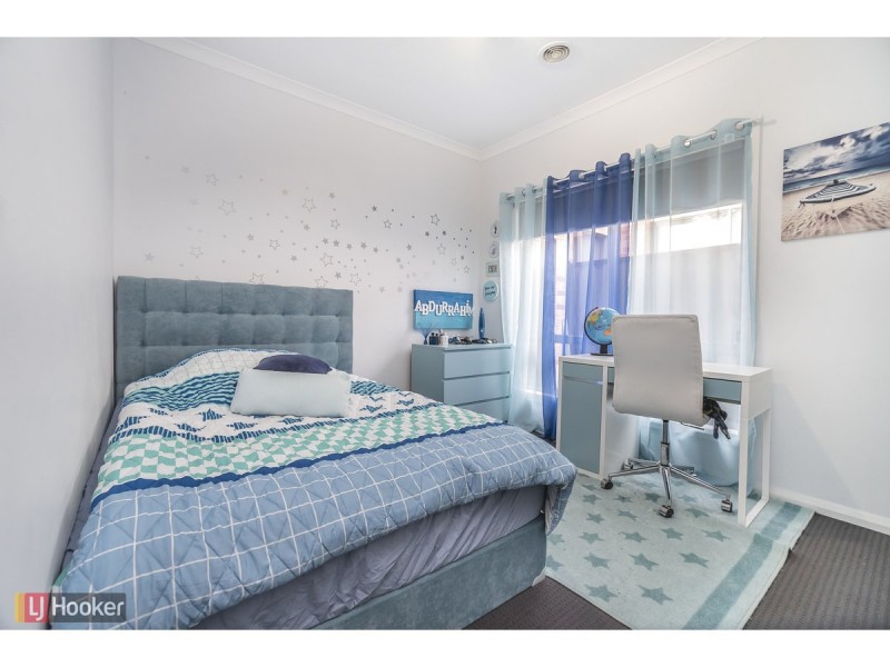 35 Natural Drive, Craigieburn VIC 3064