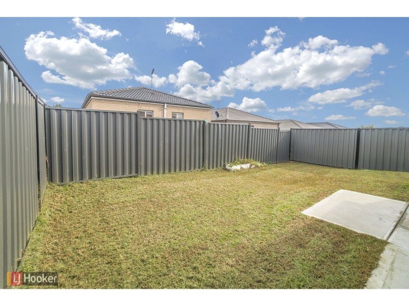 35 Natural Drive, Craigieburn VIC 3064