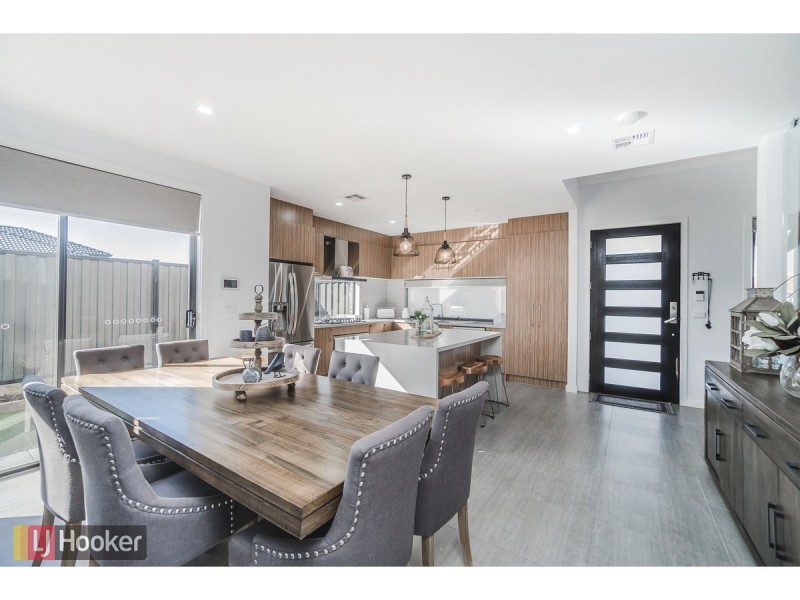40 Admiration Drive, Craigieburn VIC 3064