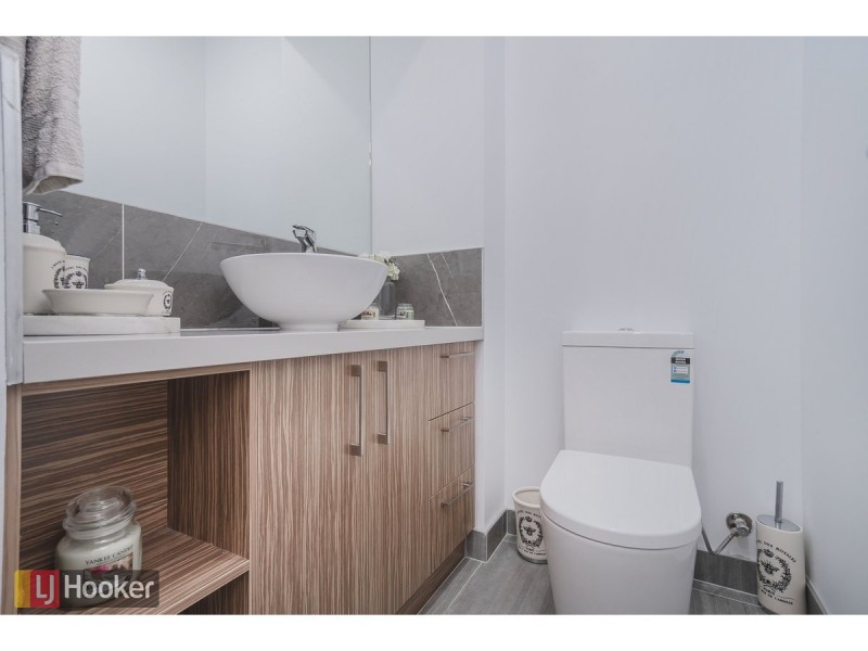 40 Admiration Drive, Craigieburn VIC 3064