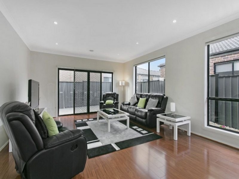 9 Highclere Street, Craigieburn VIC 3064