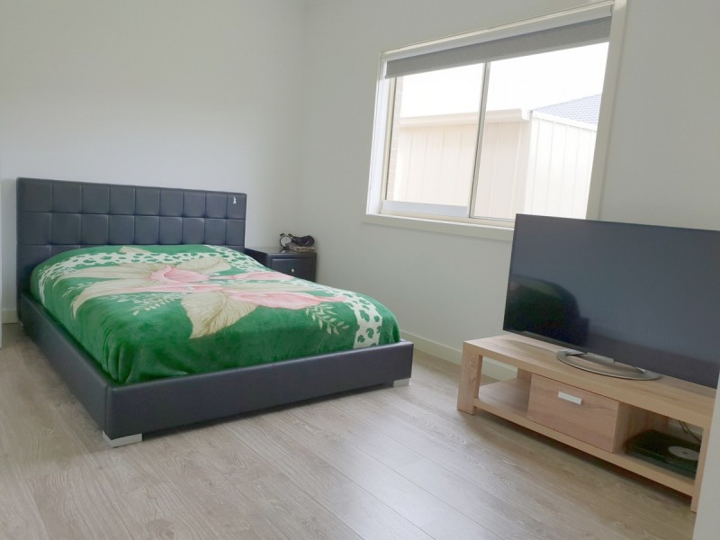 48 Trillium Boulevard, Mickleham VIC 3064