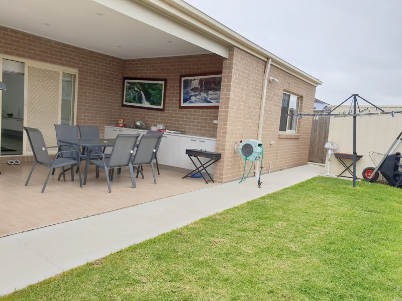 48 Trillium Boulevard, Mickleham VIC 3064