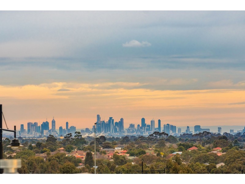 6 Northfield Drive, Craigieburn VIC 3064