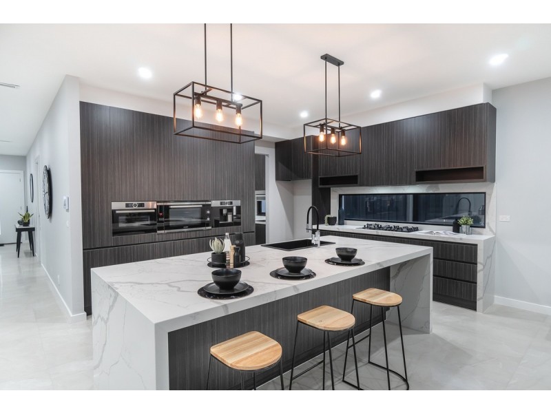 6 Northfield Drive, Craigieburn VIC 3064