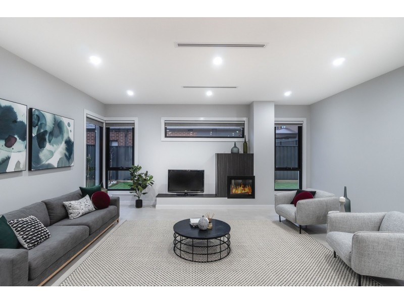 6 Northfield Drive, Craigieburn VIC 3064