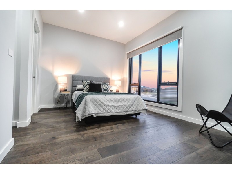 6 Northfield Drive, Craigieburn VIC 3064