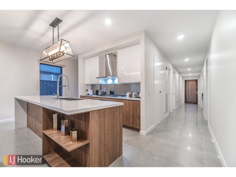 53 Delta Drive, Craigieburn VIC 3064