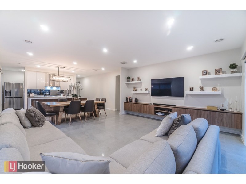53 Delta Drive, Craigieburn VIC 3064