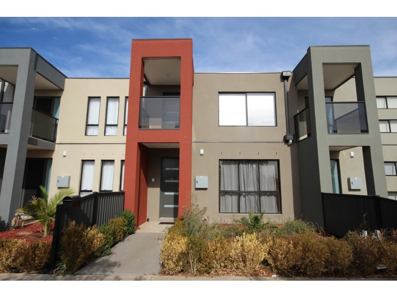 98 Newbury Boulevard, Craigieburn VIC 3064