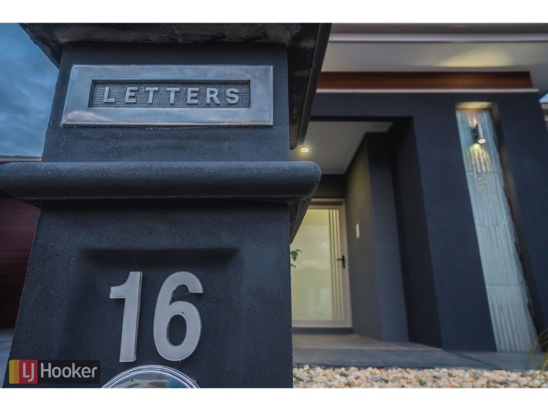 16 Ocean Way, Craigieburn VIC 3064