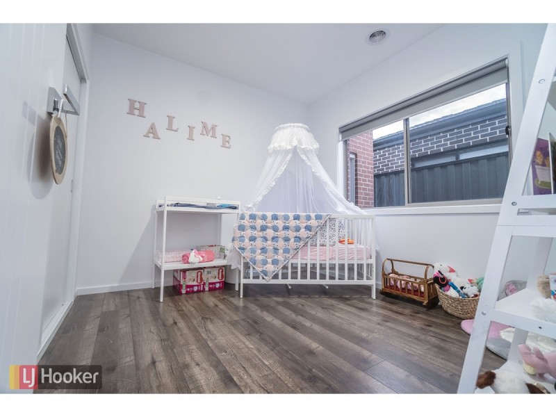 16 Ocean Way, Craigieburn VIC 3064