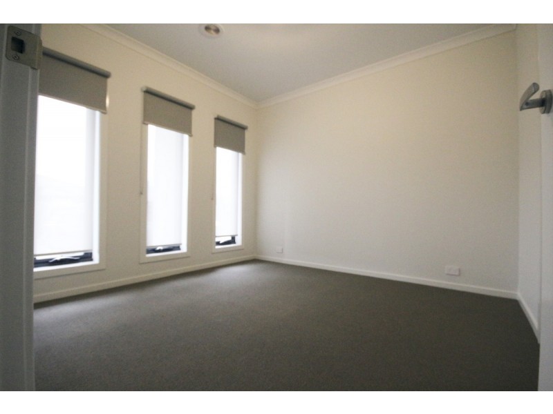 20 Angove Street, Craigieburn VIC 3064