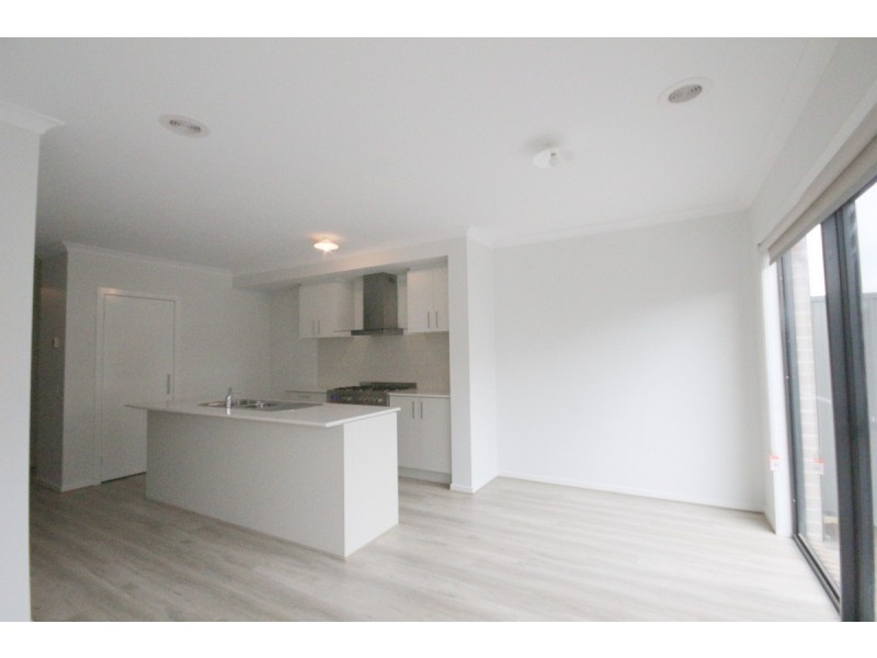 20 Angove Street, Craigieburn VIC 3064