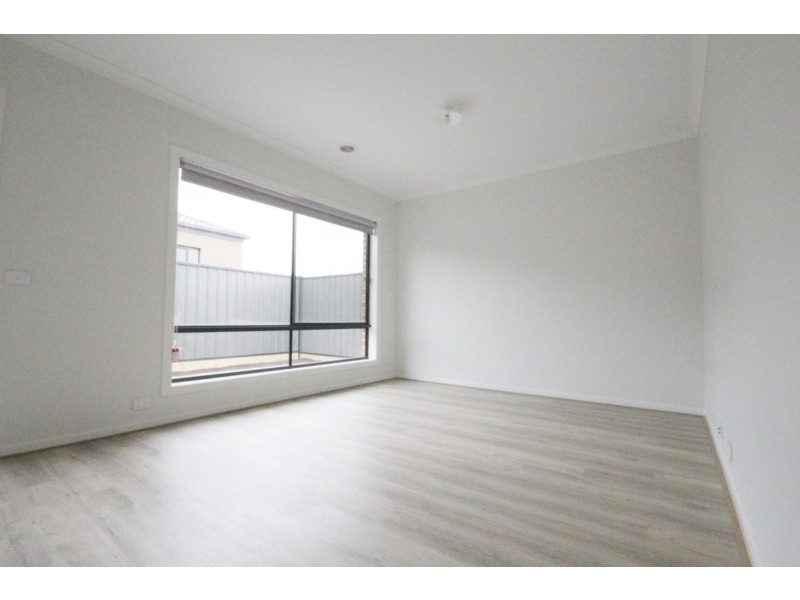 20 Angove Street, Craigieburn VIC 3064