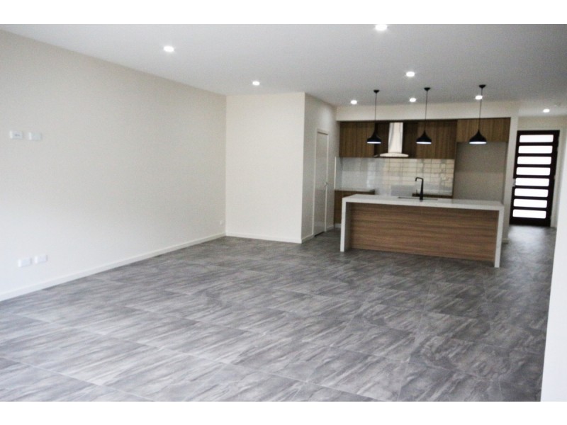 17 Martinshaw Road, Mickleham VIC 3064