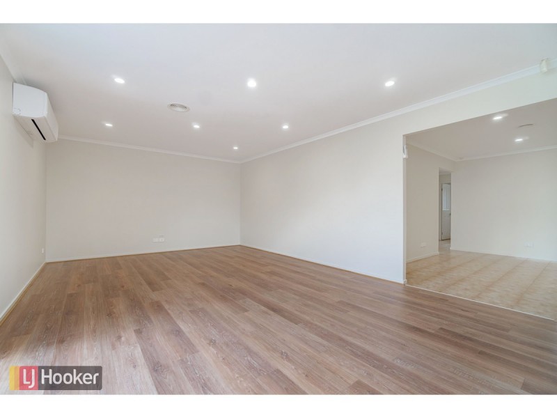 8 Bertrand Court, Craigieburn VIC 3064