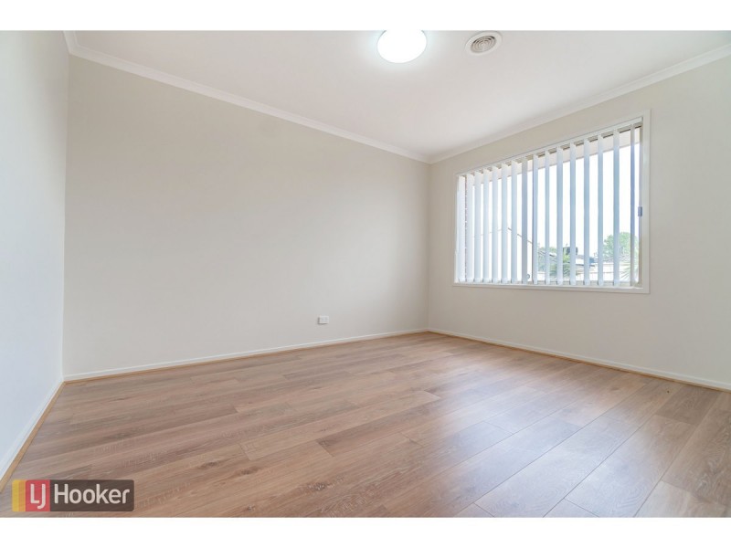 8 Bertrand Court, Craigieburn VIC 3064