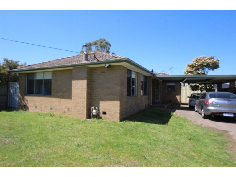 8 Waverley Court, Craigieburn VIC 3064