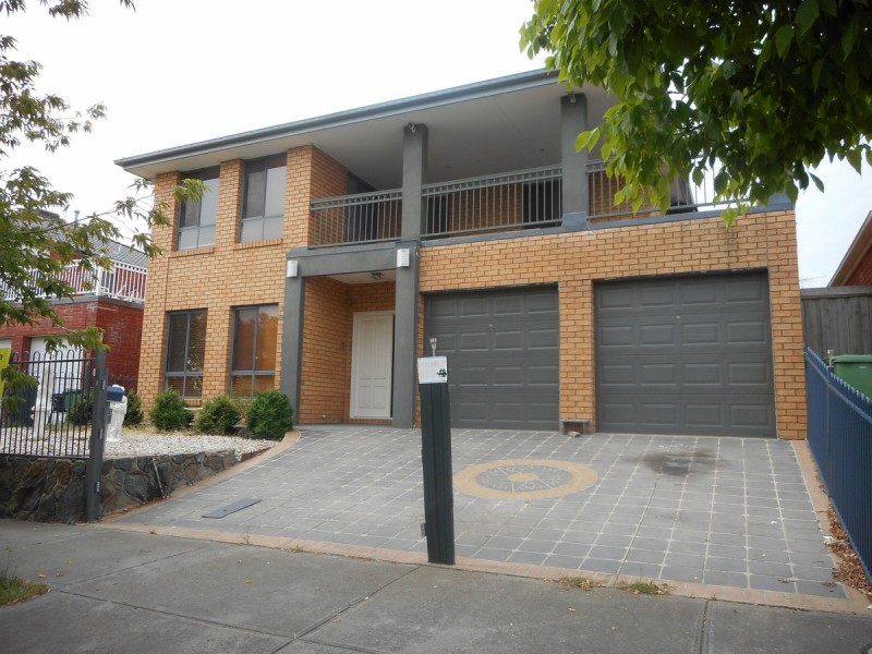 42 Burniston Avenue, Craigieburn VIC 3064
