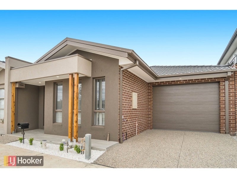 42 Fortitude Drive, Craigieburn VIC 3064
