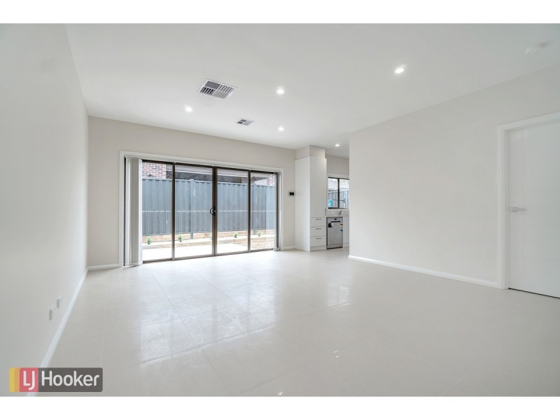 42 Fortitude Drive, Craigieburn VIC 3064