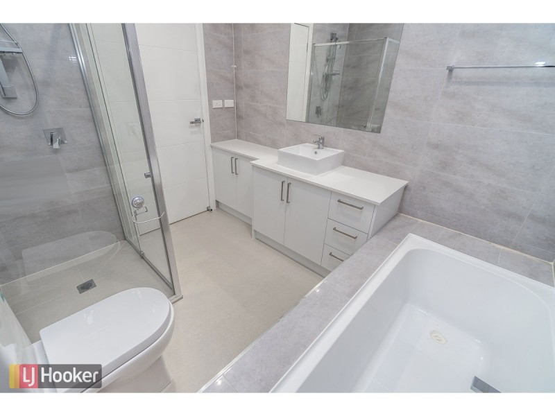 42 Fortitude Drive, Craigieburn VIC 3064