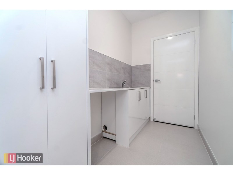 42 Fortitude Drive, Craigieburn VIC 3064