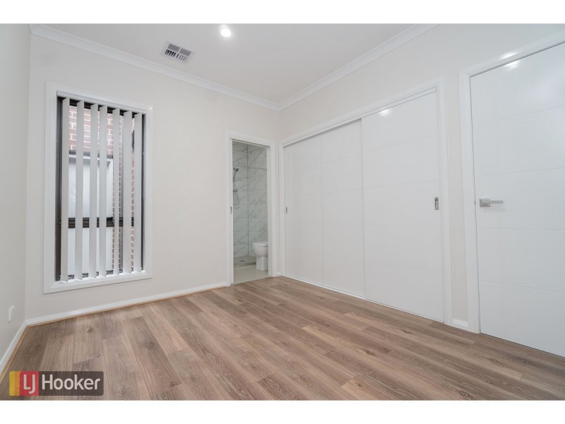 54 Fortitude Drive, Craigieburn VIC 3064