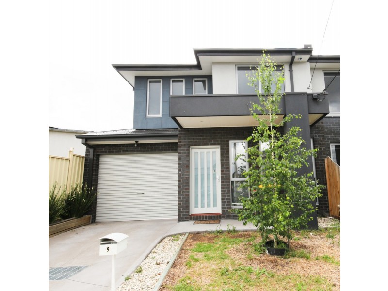 9 Boort Street, Dallas VIC 3047