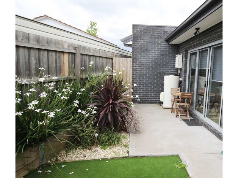 9 Boort Street, Dallas VIC 3047