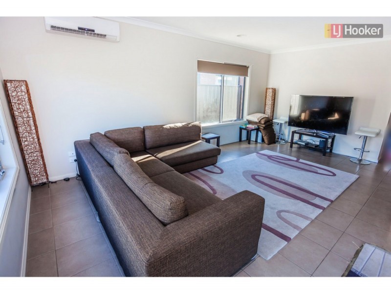 29 Bradshaw Avenue, Craigieburn VIC 3064